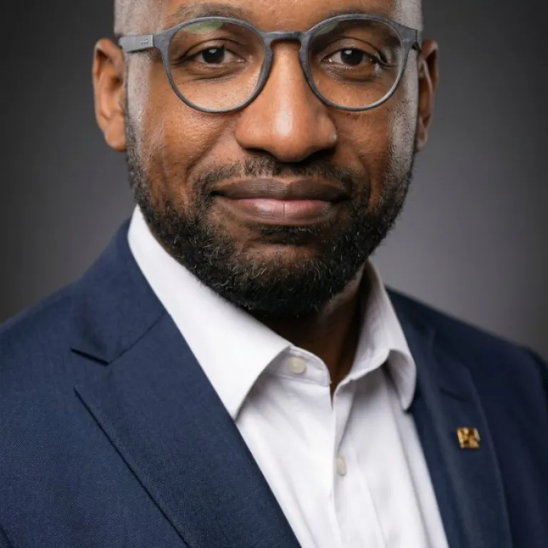 Interview de Naully Nicolas de GERESO Édition : Guérill-iA : une stratégie pour aider les PME à reprendre l’initiative face à l’intelligence artificielle